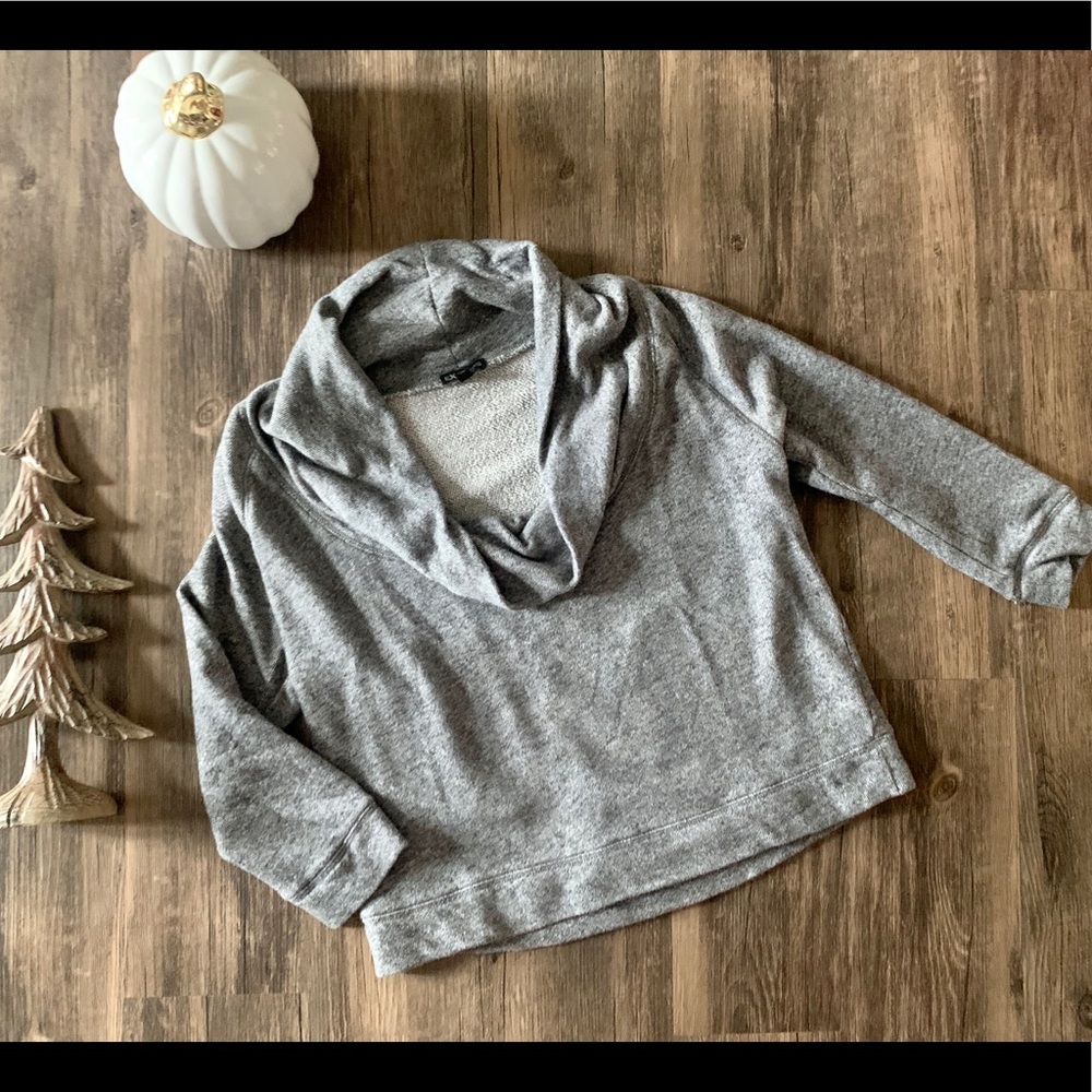 Express • Sweater
